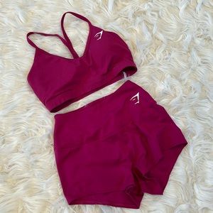 Gymshark Set V Neck Sports Bra and Training Short Shorts Size Small NWOT